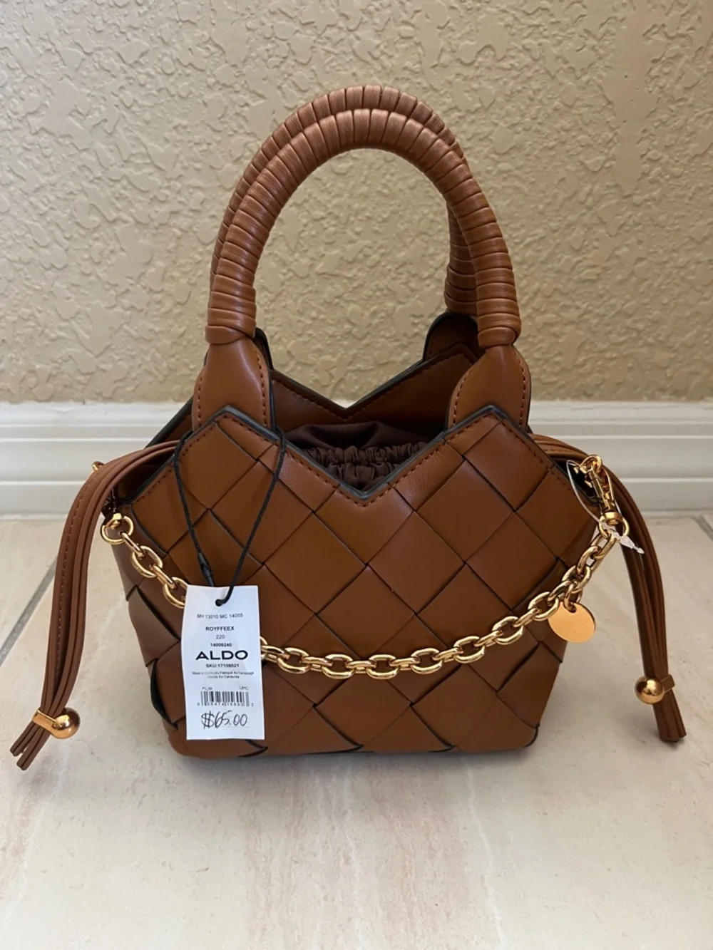 Aldo Royffe small Bucket Bag - Picture 1 of 8